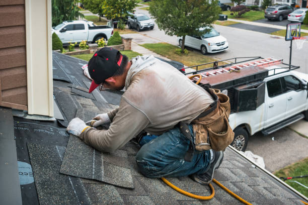 Professional Emergency Roof Repair technician working in Hanska, MN